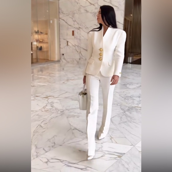 Premium Brands Unlisted! - Picture 2 of 2